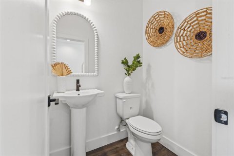 Adosado en venta en Saint Petersburg, Florida, 2 dormitorios, 172.52 m2 № 1630777 - foto 16