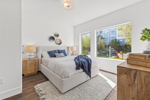 Adosado en venta en Saint Petersburg, Florida, 2 dormitorios, 172.52 m2 № 1630777 - foto 8
