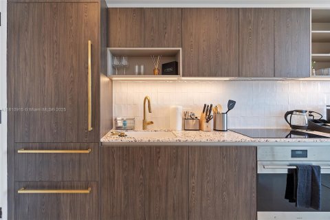 Condominio en alquiler en Miami, Florida, 1 dormitorio, 51.1 m2 № 1888970 - foto 7