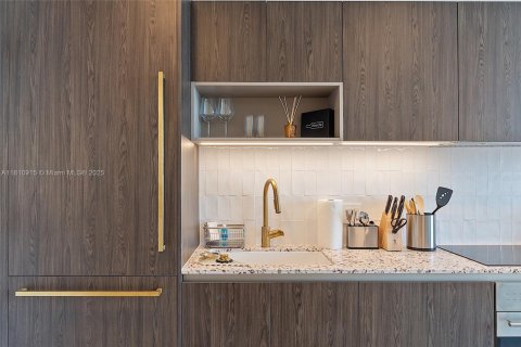Condominio en alquiler en Miami, Florida, 1 dormitorio, 51.1 m2 № 1888970 - foto 8