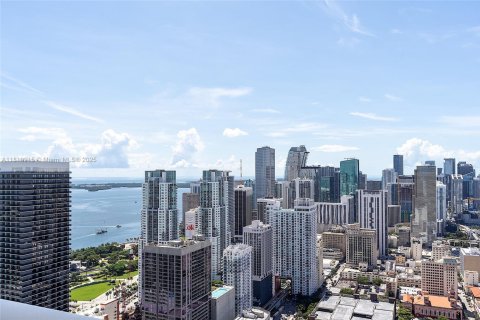 Condo in Miami, Florida, 1 bedroom  № 1888970 - photo 16