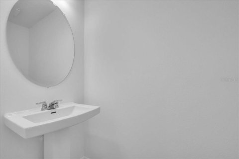 Townhouse in Bradenton, Florida 2 bedrooms, 110.27 sq.m. № 1916341 - photo 10