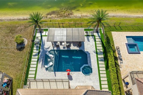 Casa en venta en Miramar, Florida, 4 dormitorios, 274.34 m2 № 1855210 - foto 10