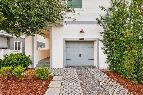 Touwnhouse à vendre à Tampa, Floride: 3 chambres, 195.47 m2 № 2419543 - photo 2