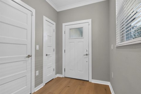 Touwnhouse à vendre à Tampa, Floride: 3 chambres, 195.47 m2 № 2419543 - photo 3