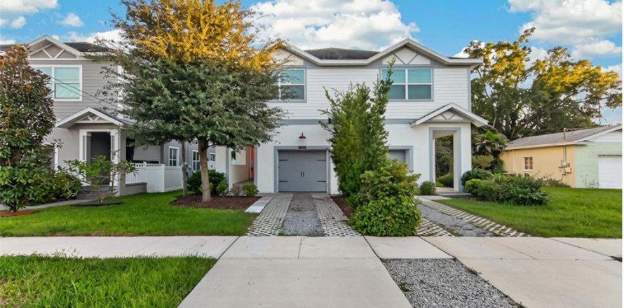 Touwnhouse à Tampa, Floride 3 chambres, 195.47 m2 № 2419543
