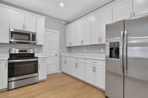 Touwnhouse à vendre à Tampa, Floride: 3 chambres, 195.47 m2 № 2419543 - photo 10