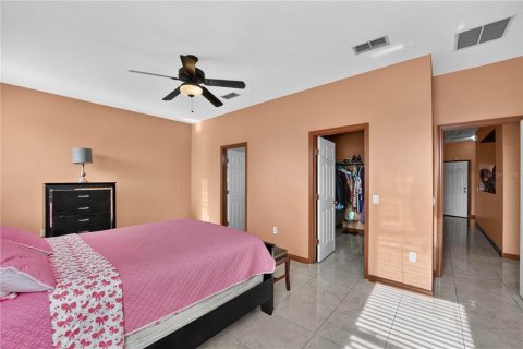 Villa ou maison à vendre à Kissimmee, Floride: 3 chambres, 153.75 m2 № 2217361 - photo 5