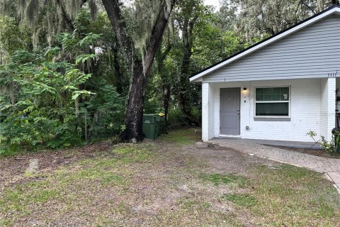 Appartement à louer à Leesburg, Floride: 2 chambres, 65.03 m2 № 2415477 - photo 2