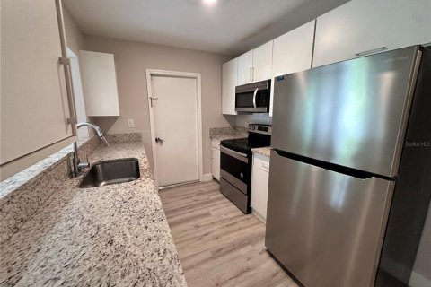 Appartement à louer à Leesburg, Floride: 2 chambres, 65.03 m2 № 2415477 - photo 9