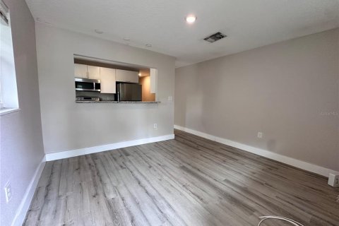 Appartement à louer à Leesburg, Floride: 2 chambres, 65.03 m2 № 2415477 - photo 11