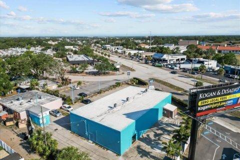 Propiedad comercial en alquiler en Saint Petersburg, Florida № 1759823 - foto 9