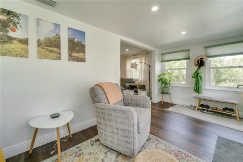 Casa en venta en Orlando, Florida, 4 dormitorios, 131.92 m2 № 2107739 - foto 8