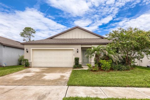 House in Wesley Chapel, Florida 4 bedrooms, 171.87 sq.m. № 2285084