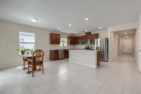 Купить виллу или дом в Уэсли-Чепел, Флорида 3 комнаты, 171.87м2, № 2285084 - фото 4