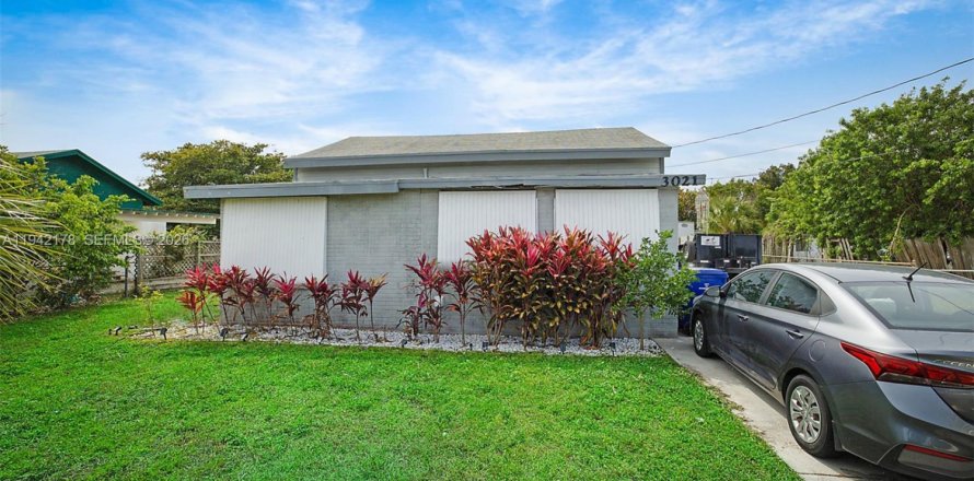 Casa en Riviera Beach, Florida 2 dormitorios, 52.03 m2 № 1999775