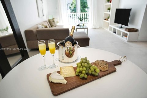 Copropriété à vendre à Miami Beach, Floride: 1 chambre, 69.4 m2 № 1996671 - photo 19