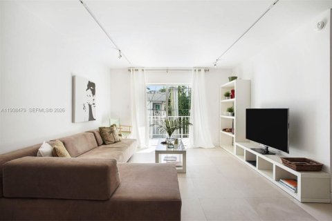 Copropriété à vendre à Miami Beach, Floride: 1 chambre, 69.4 m2 № 1996671 - photo 5