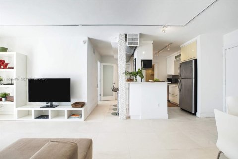Copropriété à vendre à Miami Beach, Floride: 1 chambre, 69.4 m2 № 1996671 - photo 21