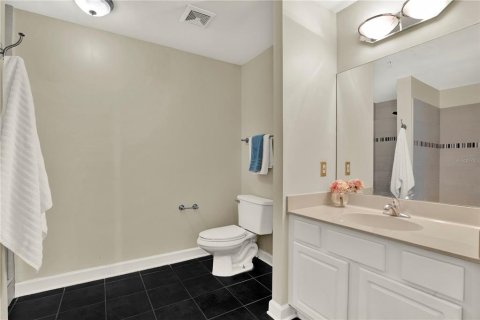 Condo in Tampa, Florida, 2 bedrooms № 2150227 - photo 15