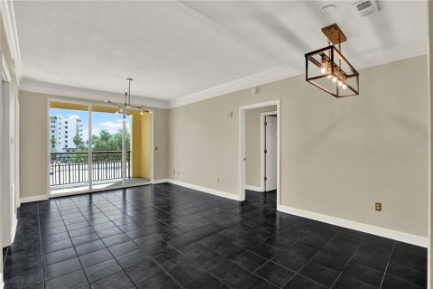 Condo in Tampa, Florida, 2 bedrooms № 2150227 - photo 10