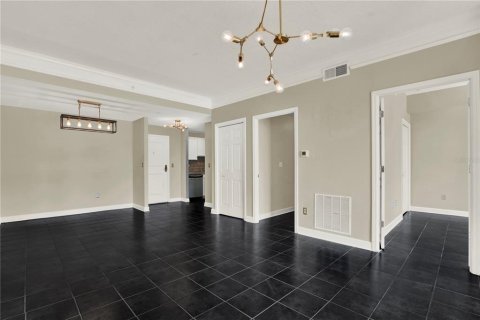Condo in Tampa, Florida, 2 bedrooms № 2150227 - photo 6