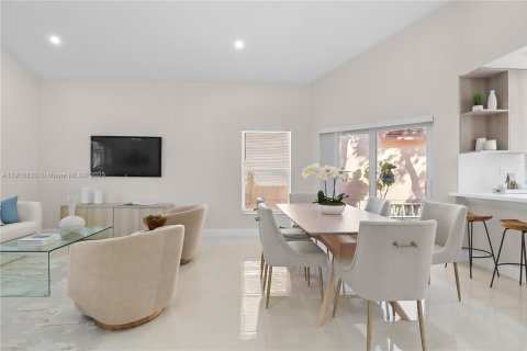 House in Sunrise, Florida 3 bedrooms, 139.73 sq.m. № 1974577 - photo 13