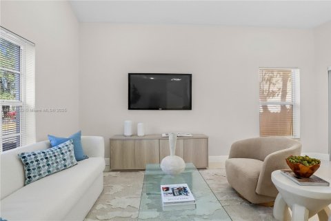 House in Sunrise, Florida 3 bedrooms, 139.73 sq.m. № 1974577 - photo 29