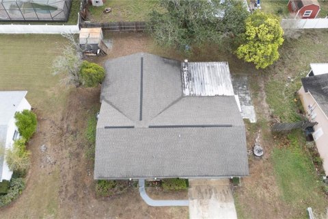 House in Orlando, Florida 3 bedrooms, 111.85 sq.m. № 2112436 - photo 2