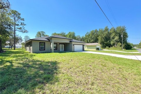 Villa ou maison à vendre à Citrus Springs, Floride: 3 chambres, 142.05 m2 № 1916616 - photo 4