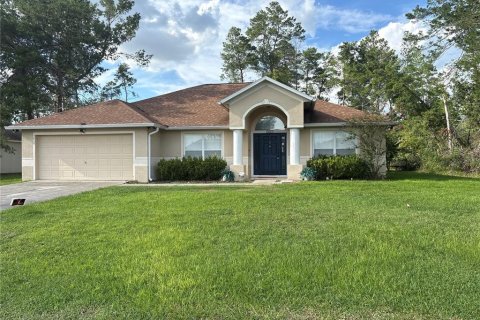 House in Ocala, Florida 4 bedrooms, 203.92 sq.m. № 1916020 - photo 1
