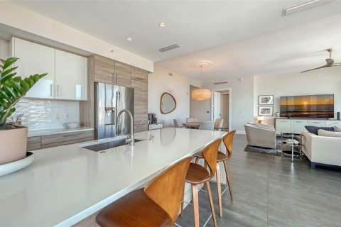 Condominio en venta en Sarasota, Florida, 3 dormitorios, 196.21 m2 № 2136490 - foto 10