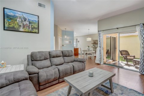 Villa ou maison à vendre à Homestead, Floride: 4 chambres, 138.98 m2 № 2019985 - photo 4