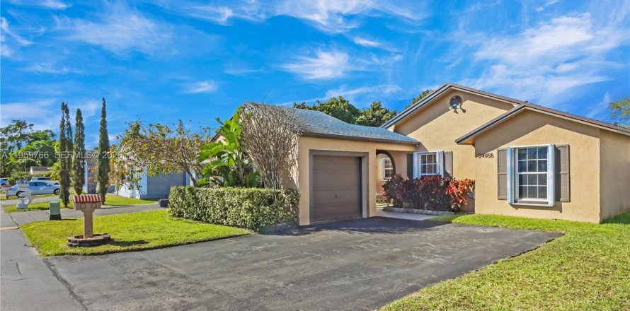 Villa ou maison à Homestead, Floride 4 chambres, 138.98 m2 № 2019985