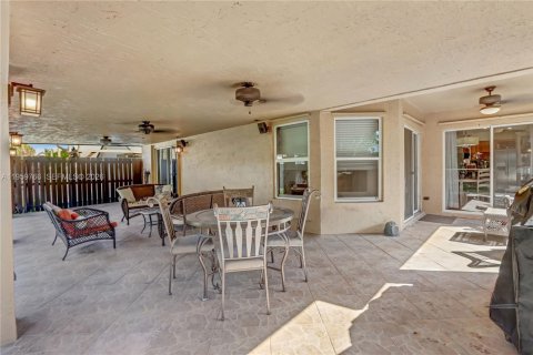 Villa ou maison à vendre à Homestead, Floride: 4 chambres, 138.98 m2 № 2019985 - photo 13
