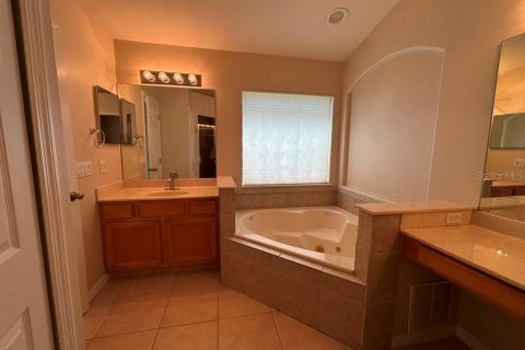 Villa ou maison à louer à Orlando, Floride: 3 chambres, 163.42 m2 № 2203883 - photo 22