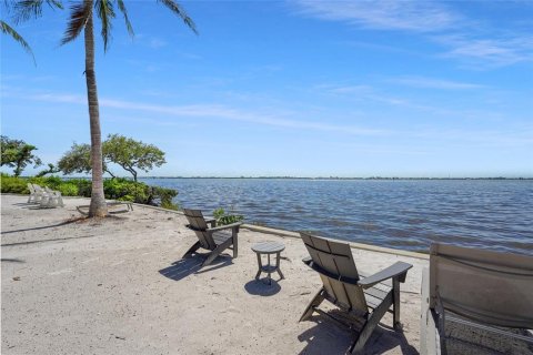 Condo in Bradenton, Florida, 3 bedrooms  № 1885605 - photo 15