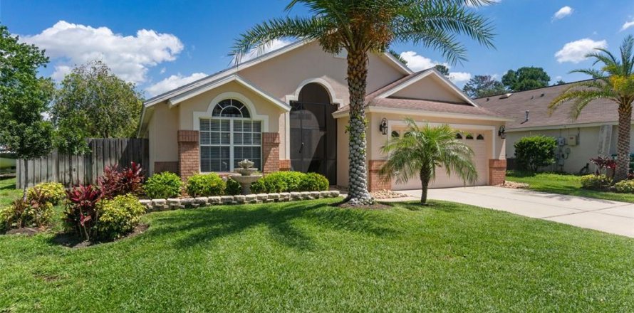 Villa ou maison à Deltona, Floride 3 chambres, 172.71 m2 № 1725524