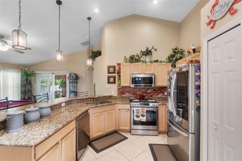 Villa ou maison à vendre à Deltona, Floride: 3 chambres, 172.71 m2 № 1725524 - photo 27