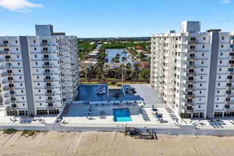 Copropriété à vendre à Highland Beach, Floride: 2 chambres, 102.19 m2 № 2174258 - photo 2