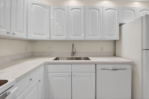 Copropriété à vendre à Highland Beach, Floride: 2 chambres, 102.19 m2 № 2174258 - photo 26