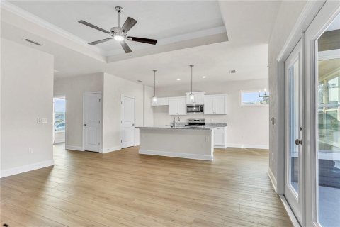 House in Alachua, Florida 4 bedrooms, 150.5 sq.m. № 1769597 - photo 8