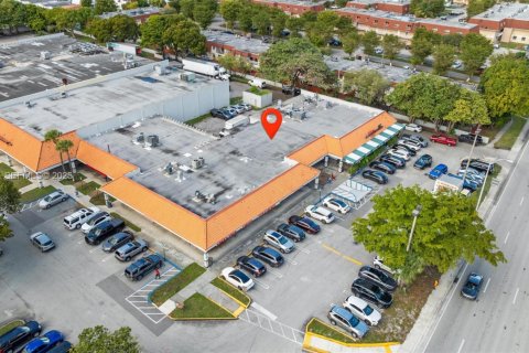 Immobilier commercial à vendre à Miami, Floride № 2081543 - photo 17