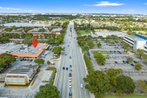 Immobilier commercial à vendre à Miami, Floride № 2081543 - photo 19