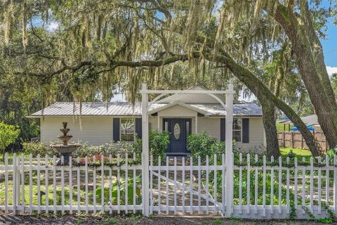 House in Keystone Heights, Florida 3 bedrooms, 142.7 sq.m. № 2345299