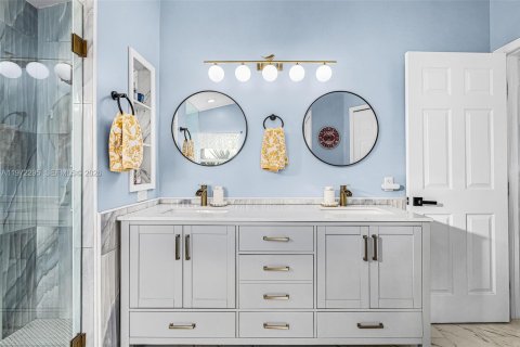 Casa en venta en Cape Coral, Florida, 3 dormitorios, 154.87 m2 № 2033156 - foto 27