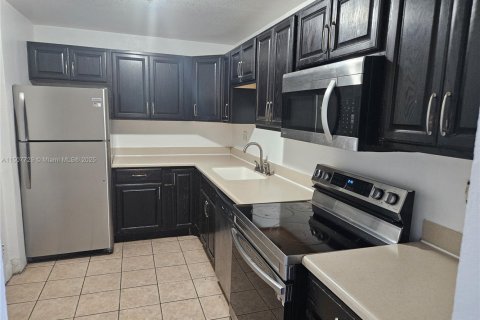Copropriété à vendre à North Miami, Floride: 2 chambres, 95.04 m2 № 1811262 - photo 7
