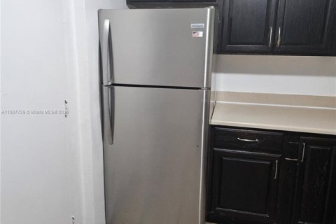 Copropriété à vendre à North Miami, Floride: 2 chambres, 95.04 m2 № 1811262 - photo 12