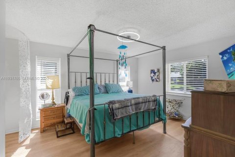 Condo in Delray Beach, Florida, 2 bedrooms  № 1992058 - photo 15