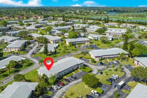 Condo in Delray Beach, Florida, 2 bedrooms  № 1992058 - photo 29